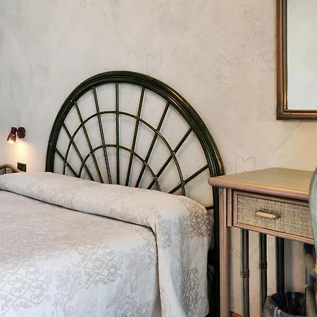 Castello S. Antonio 호텔 2*